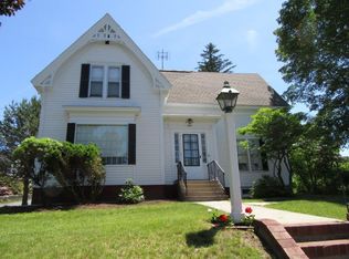 109 Pleasant St, Leicester, MA 01524