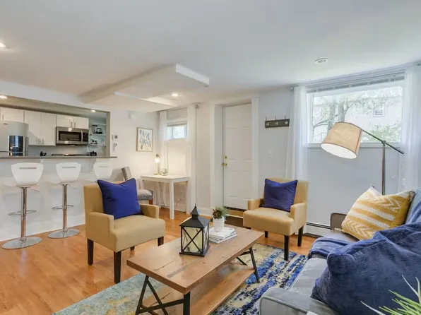 134 Newbury Ave APT 1A, Quincy, MA 02171