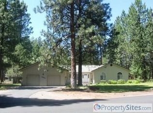 15853 W Meadow Ln, Sisters, OR 97759