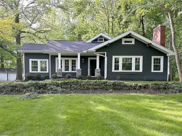 37607 Euclid Ave, Willoughby, OH 44094