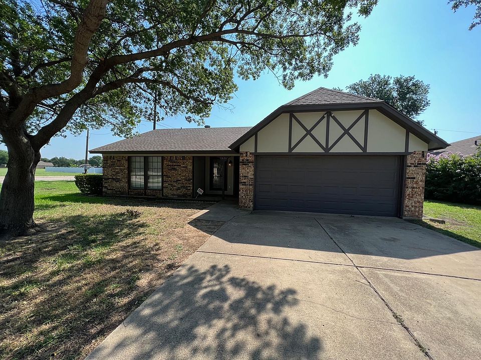 1st image of 7624 Echo Hill Dr