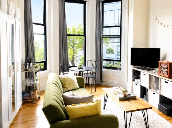 556 Columbus Ave APT 1, Boston, MA 02118