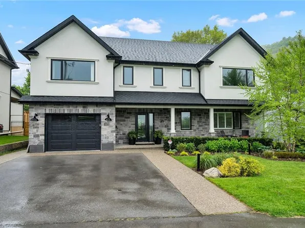 36 Parkside Ave, Hamilton, ON L9H 2S7