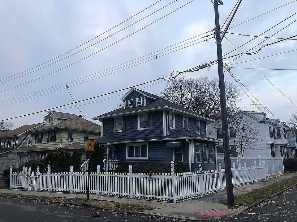2nd image of 49 May St