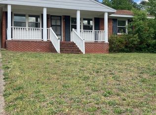 1925 Glenwick Dr, Fayetteville, NC 28304