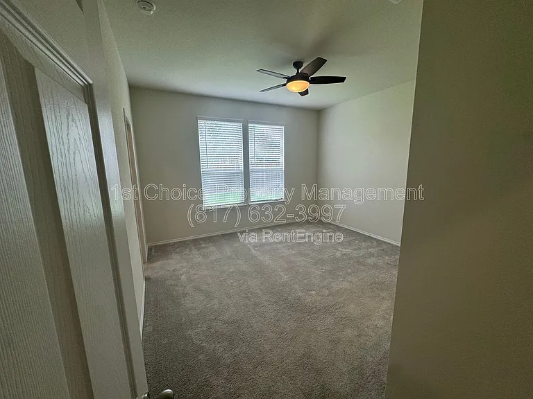 8132 Cedar Lake Ln — Photo 9