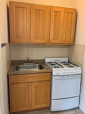 Rented by REAL New York | media 21