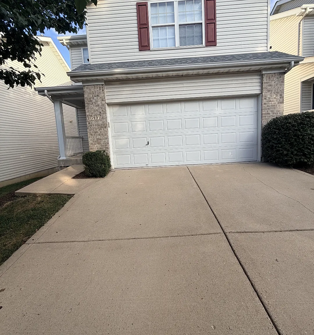 3 bed, 1742 sqft, $2,150 — Photo 1