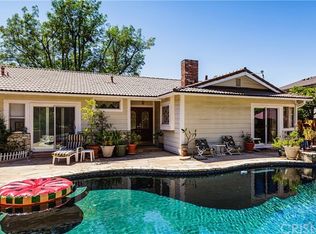 13511 Cheltenham Dr, Sherman Oaks, CA 91423