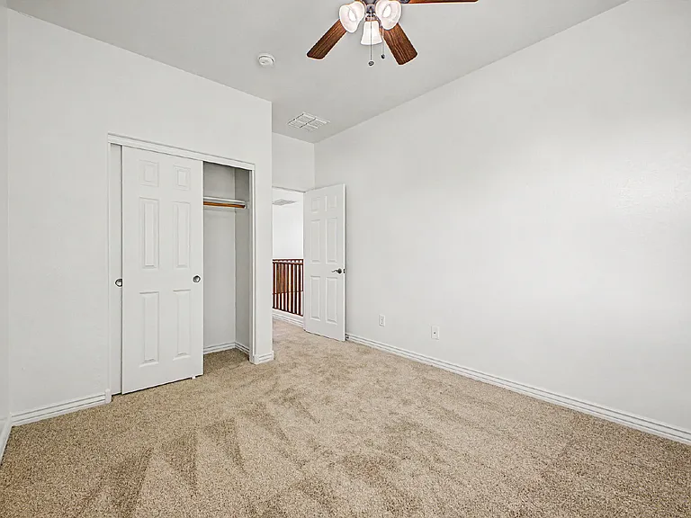 16124 N 180th Ln — Photo 32
