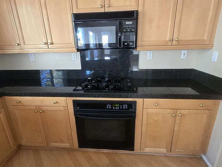 11442 Trailbrook Ln — Photo 10
