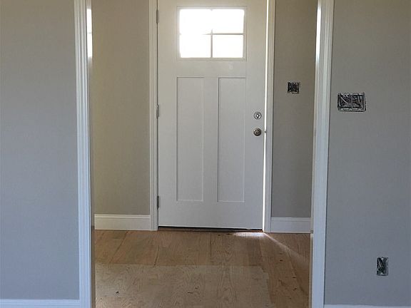 5th image of 5423 Green Ash Dr
