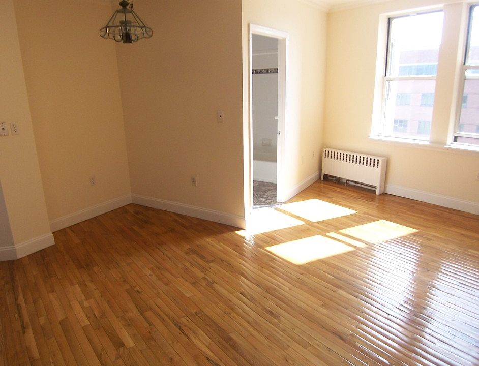 2nd image of 57 Sip Ave APT 6D