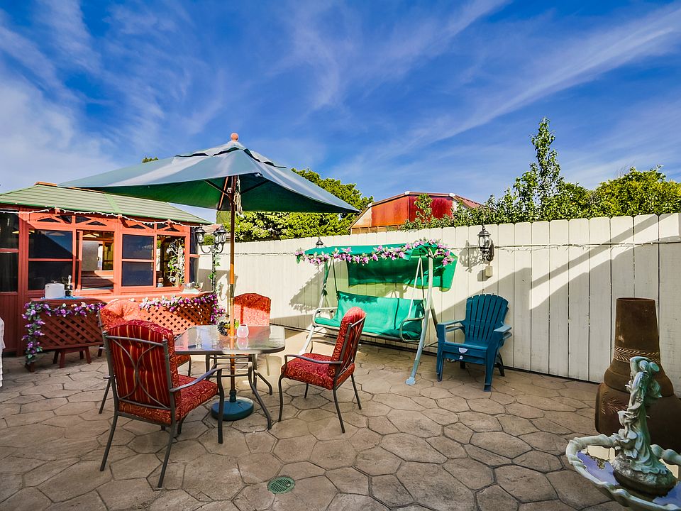 2nd image of 503 Avocado Ave