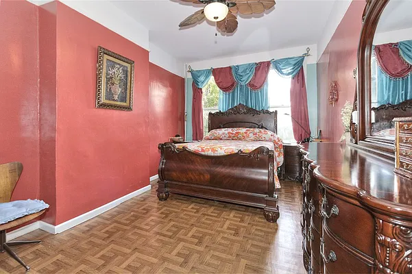Sold by Hartland Group | media 6