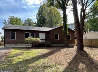 911 Crystal Rock Rd, Lusby, MD 20657