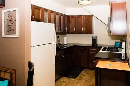 2 bed, 1.5 bath, 960 sqft, $2,300 — Photo 3