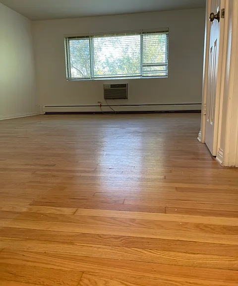 10356 Michael Todd Ter #2W — Photo 5