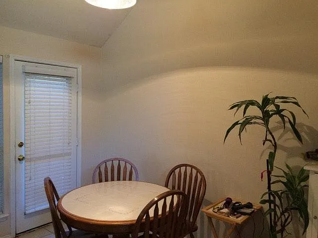 1323 Salinas Dr — Photo 11