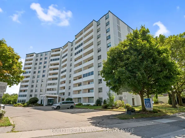 35 Towering Heights Blvd #1008, Saint Catharines, ON L2T 3G8