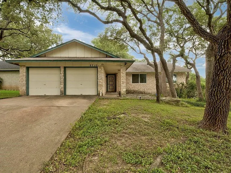 2710 Deeringhill Dr — Photo 7