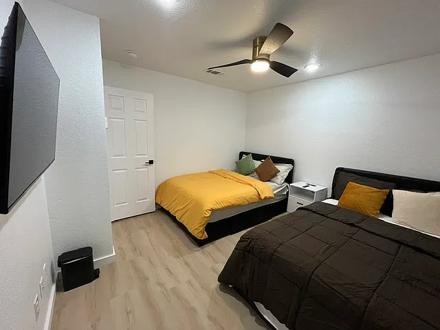 9090 Meadowcrest St — Photo 19