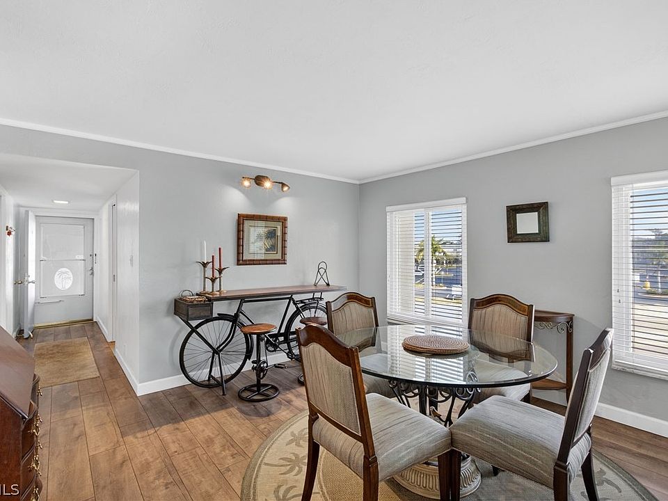 1st image of 2244 Winkler Ave APT 301