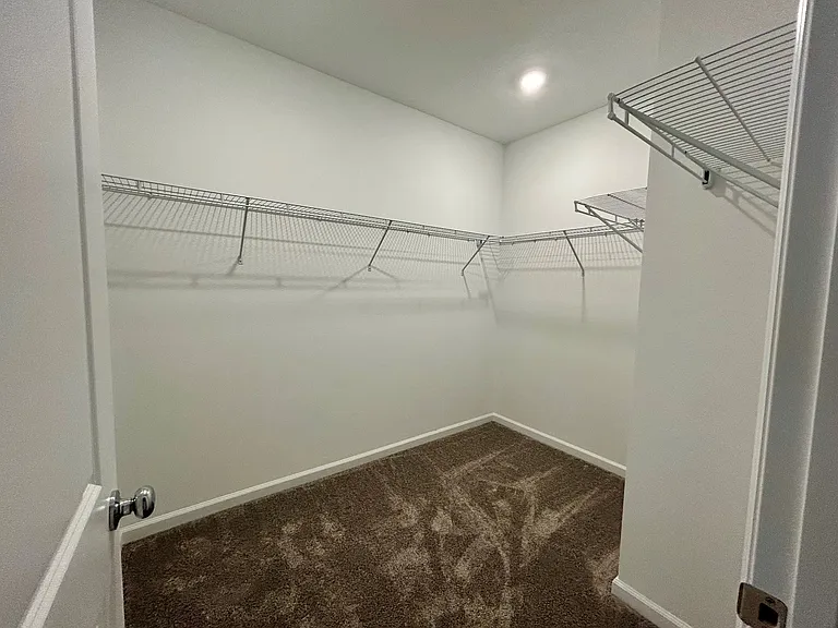 2943 Savoir Ave — Photo 9