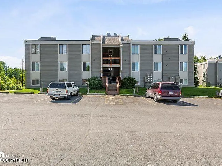 4670 Reka Dr #G11 — Photo 2