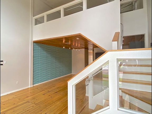5th image of 115 E Muriel St #70