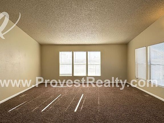 4th image of 17099 Sycamore St
