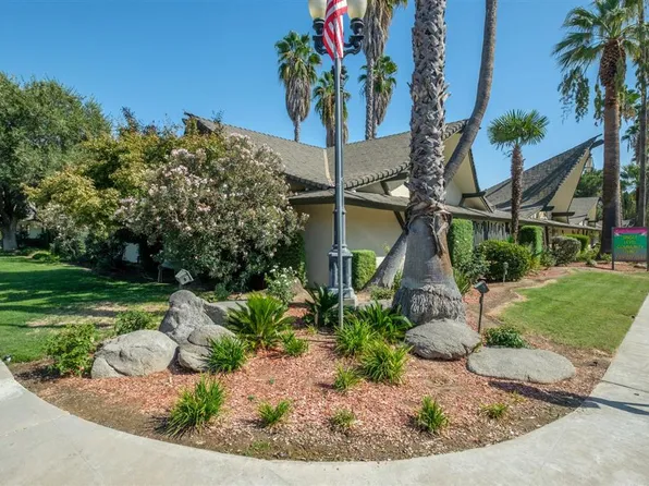 Reef Apartments