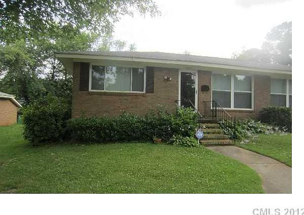 1st image of 4732 Americana Ave #0