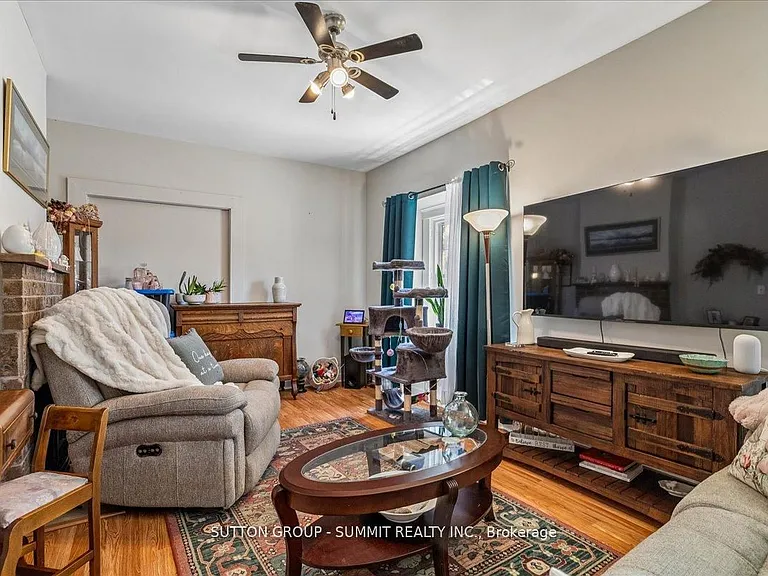 155 1/2 Lake St #MAIN — Photo 28