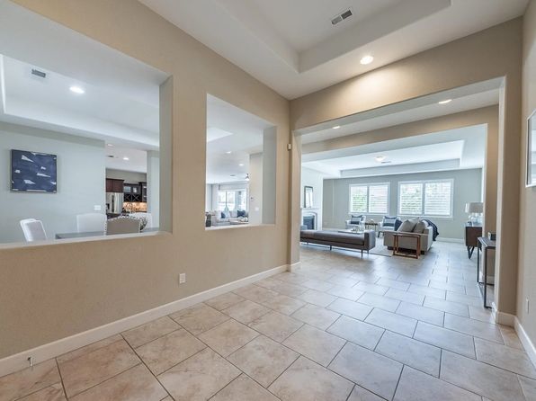 9870 Gainsborough Ln