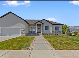 1298 W 1050 N, Farr West, UT 84404