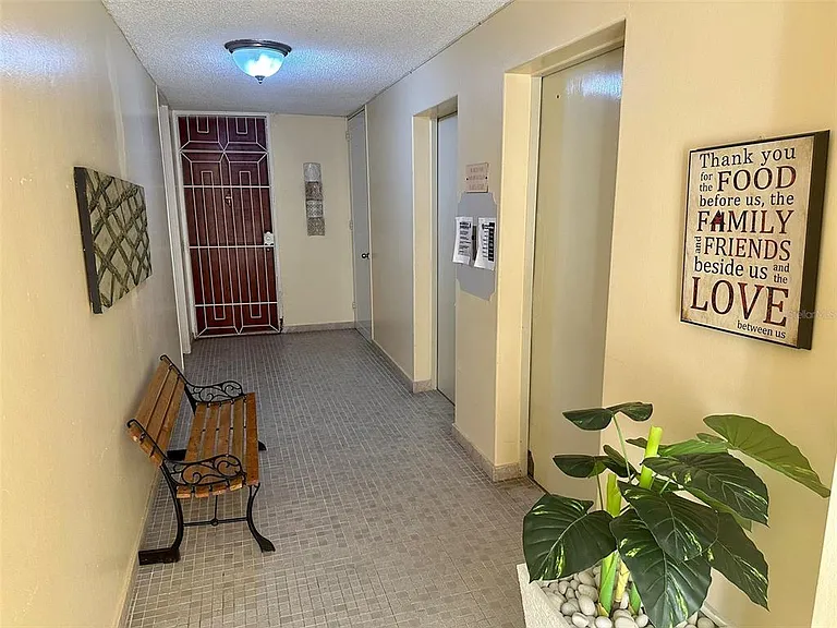 1802 Alcazar #404 — Photo 7