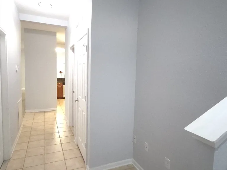 8208 Downpatrick Ct — Photo 19