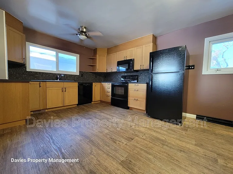 12824 103rd St NW — Photo 2