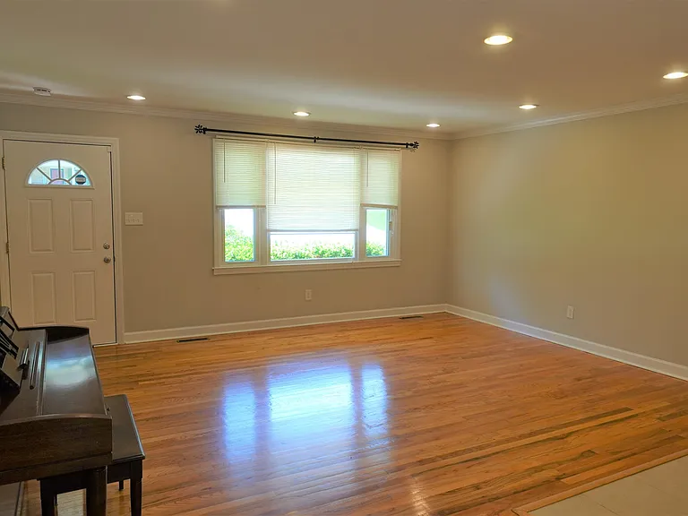 115 Konnarock Cir — Photo 10