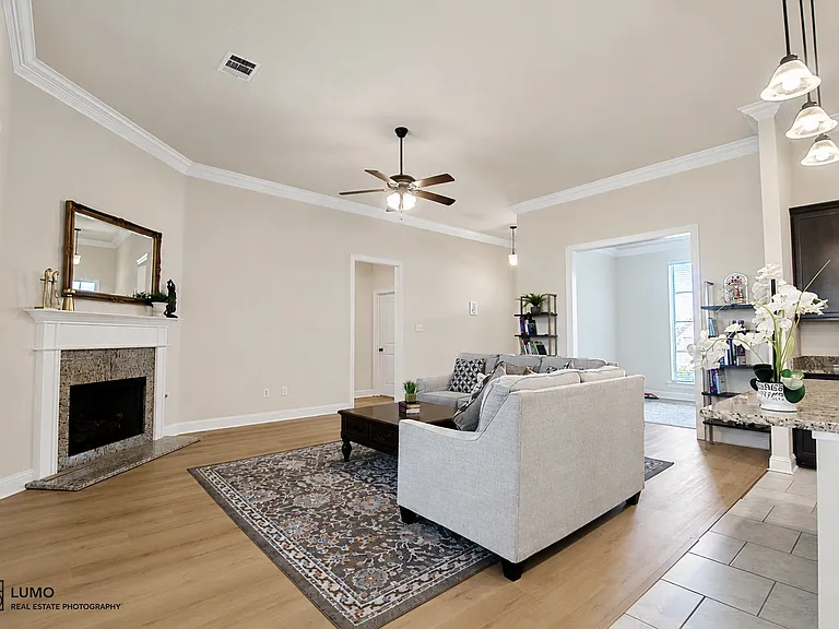 235 Cessna Dr — Photo 7