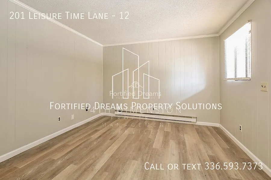 Building Photo - 201 Leisure Time Ln #12