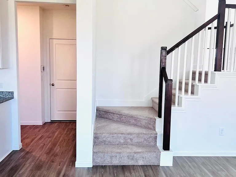 1001 Greenshank Dr — Photo 21