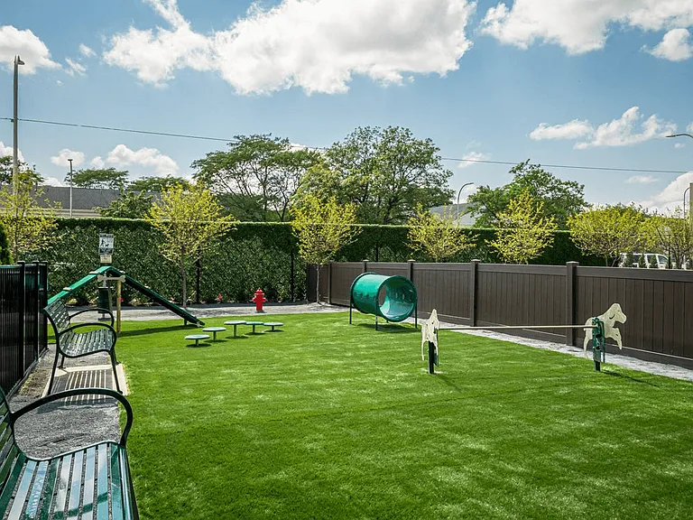 City Club Apartments Lafayette Park — Photo 9