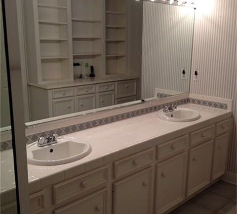 3rd image of 3607 Broadmoor Dr