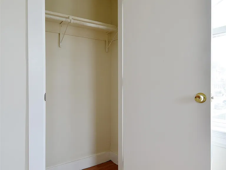 135 Lord Ave #2 — Photo 18