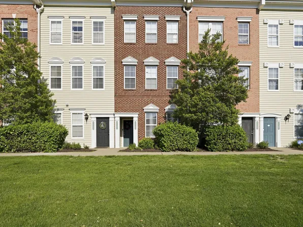 42393 Goldenseal Sq, Ashburn, VA 20148