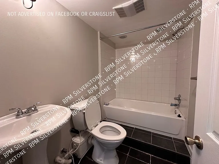 2362 Sanders Pl — Photo 12