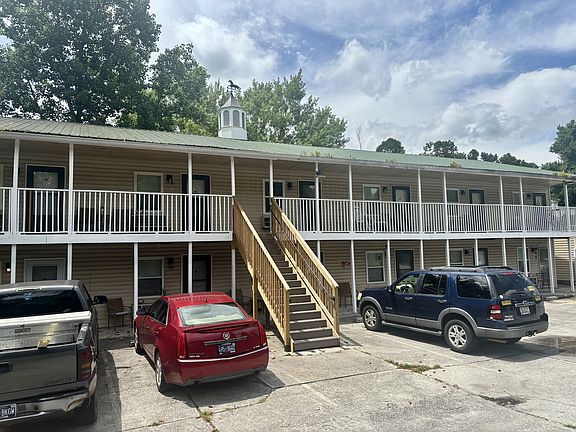 2nd image of 867 N Gallaher View Road Northwestunit #103