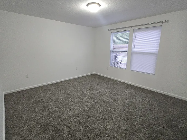 8558 Pinnebog River Dr — Photo 19